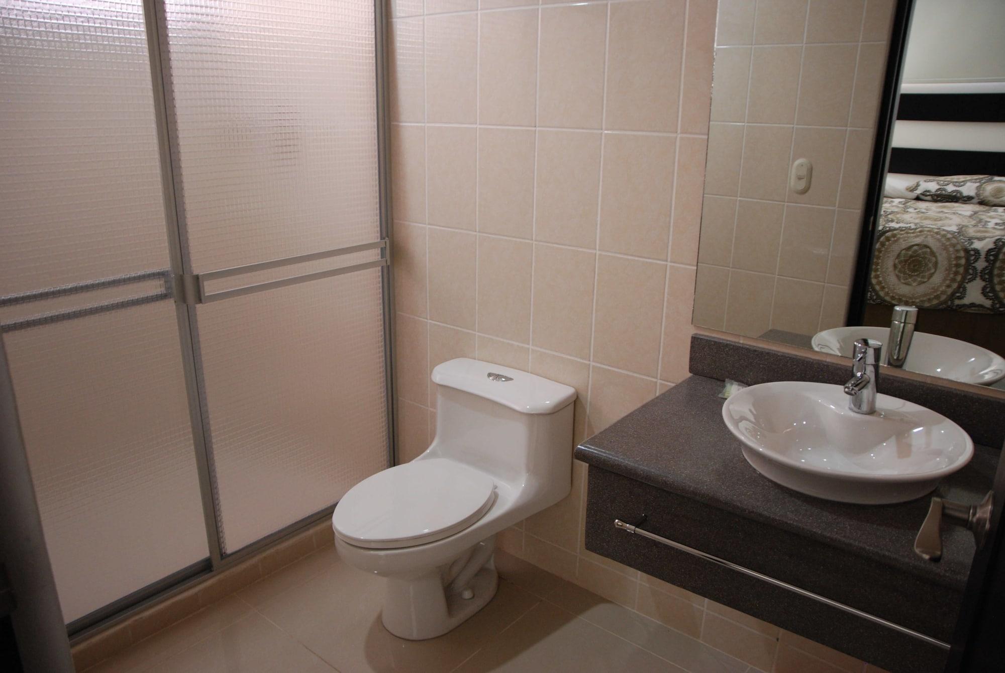 Hotel Brandts Los Robles De San Juan ماناجوا المظهر الخارجي الصورة