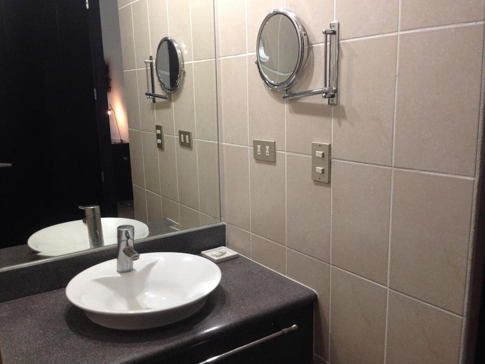 Hotel Brandts Los Robles De San Juan ماناجوا المظهر الخارجي الصورة