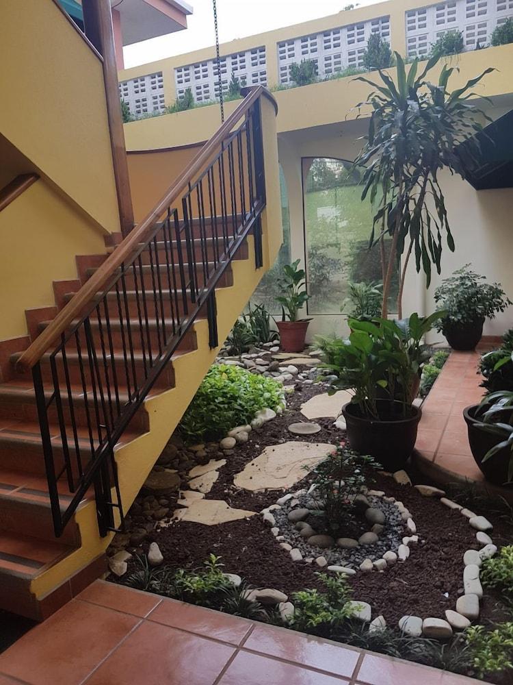 Hotel Brandts Los Robles De San Juan ماناجوا المظهر الخارجي الصورة