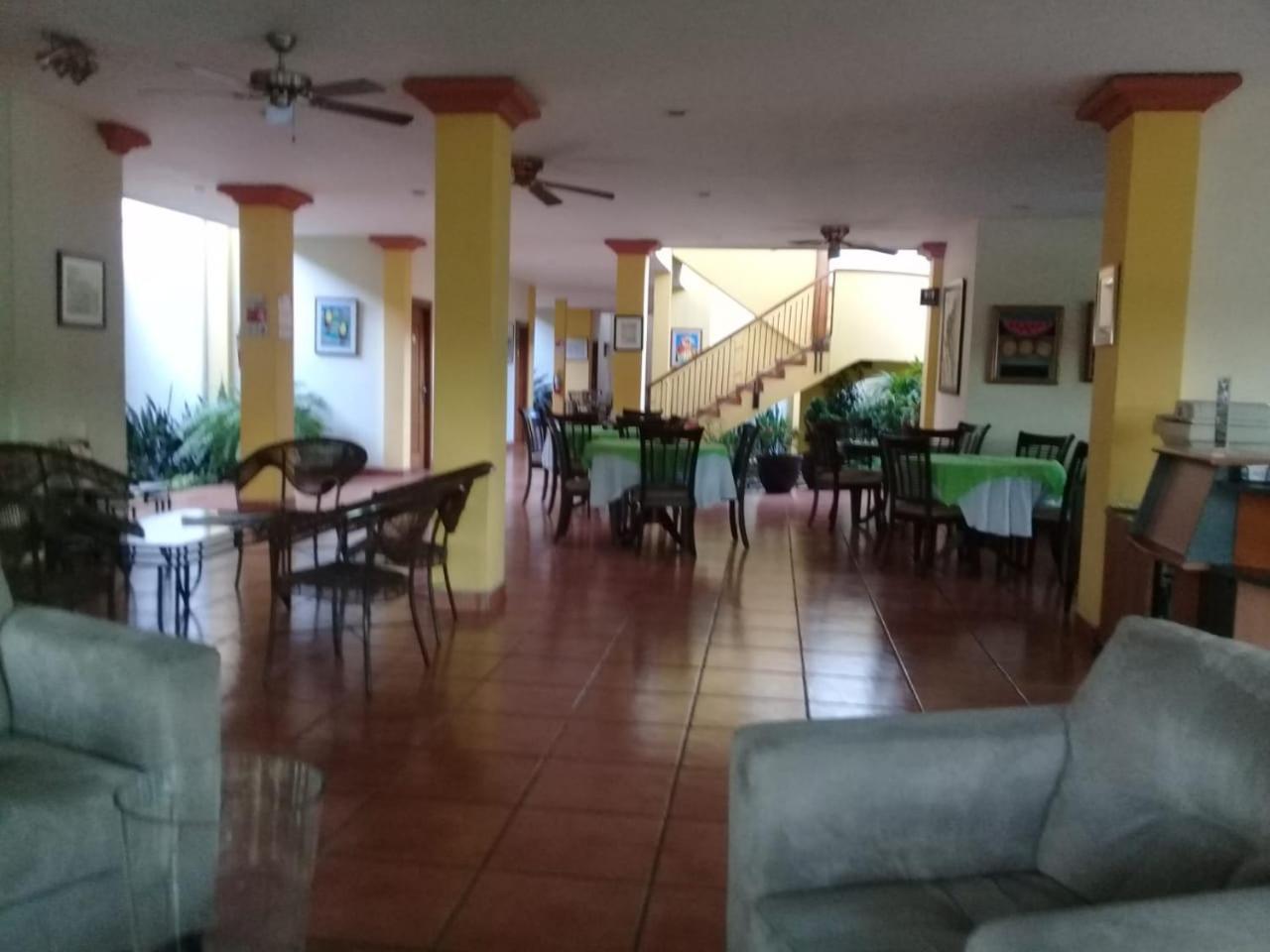 Hotel Brandts Los Robles De San Juan ماناجوا المظهر الخارجي الصورة
